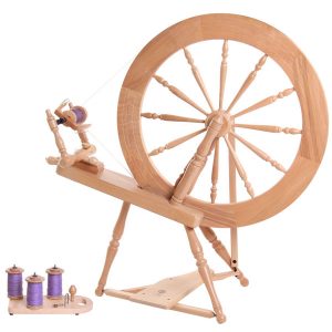 Elizabeth 30 inch spinnewiel gelakt