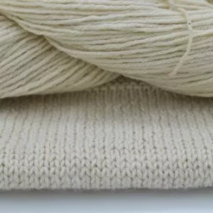 DutchMerino: 4 ply 'Mandy' undyed (16/4)